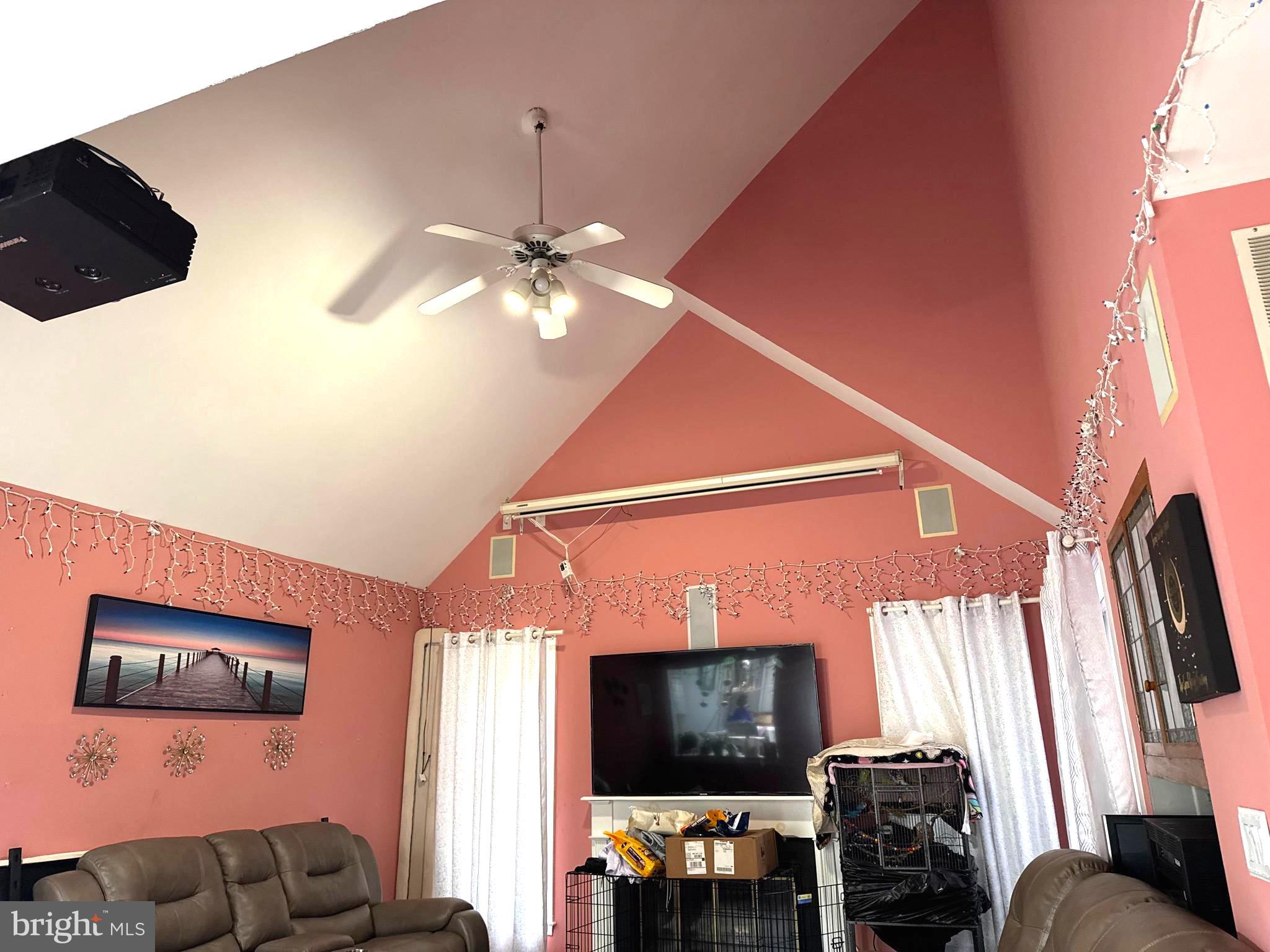 9348 Creekview Drive Laurel, MD 20708 - Photo 19 of 58 SECOND LIVING ROOM