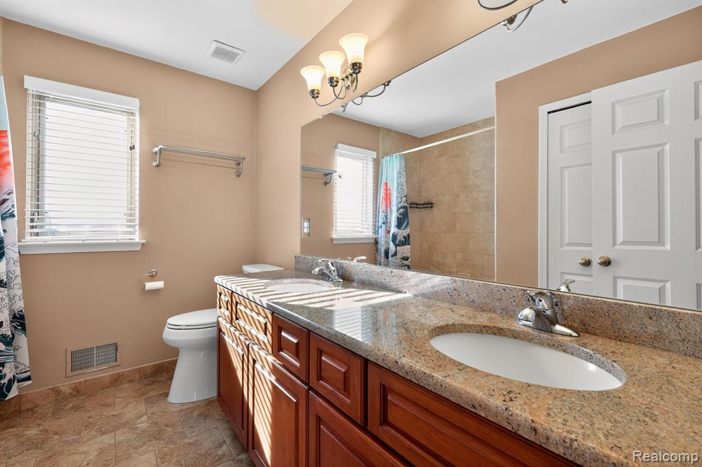 1838 Mackwood Road Rochester, MI 48307 - Photo 35 of 50