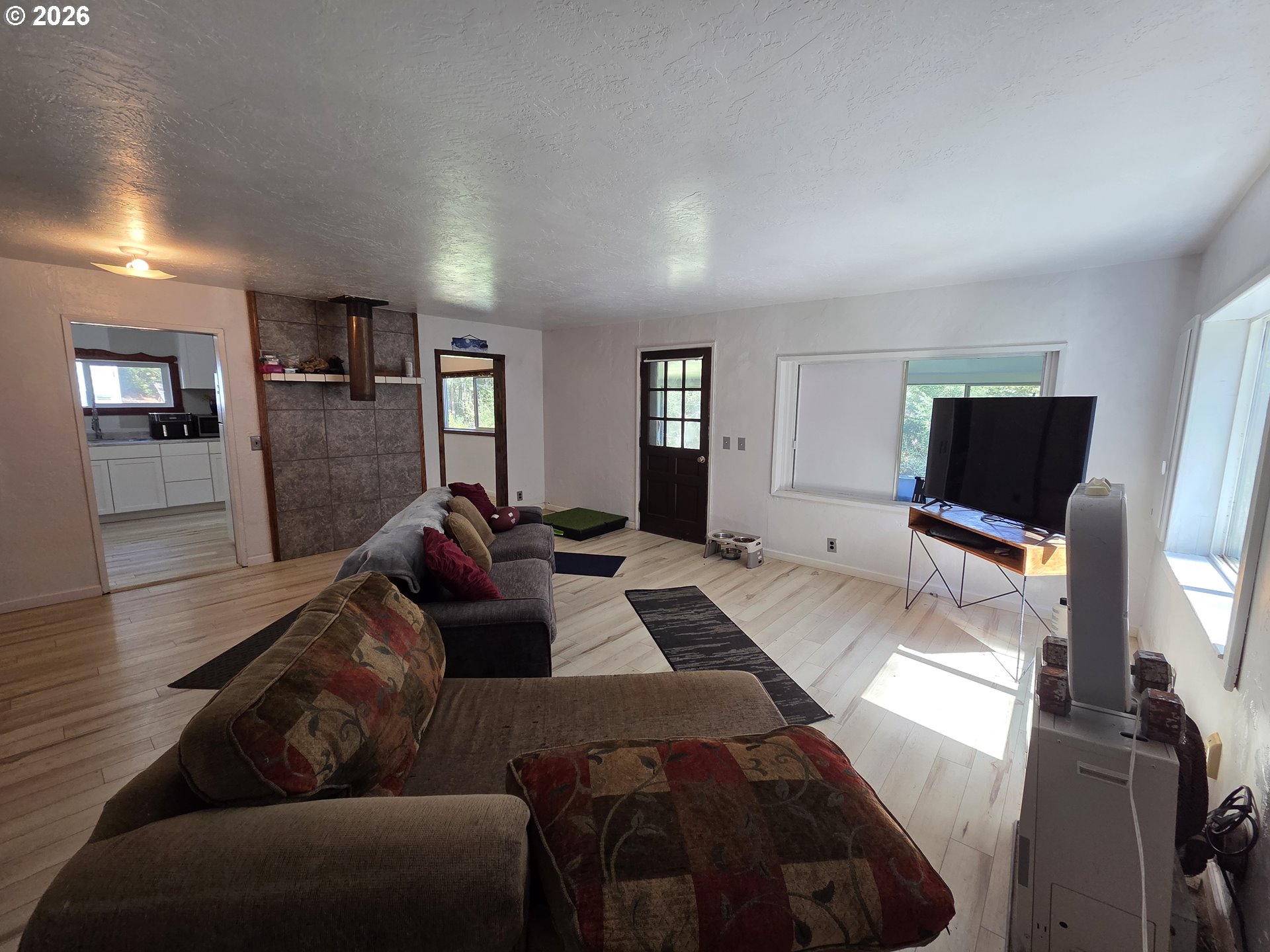 195 Section Creek Road Glendale, OR 97442 - Photo 10 of 32