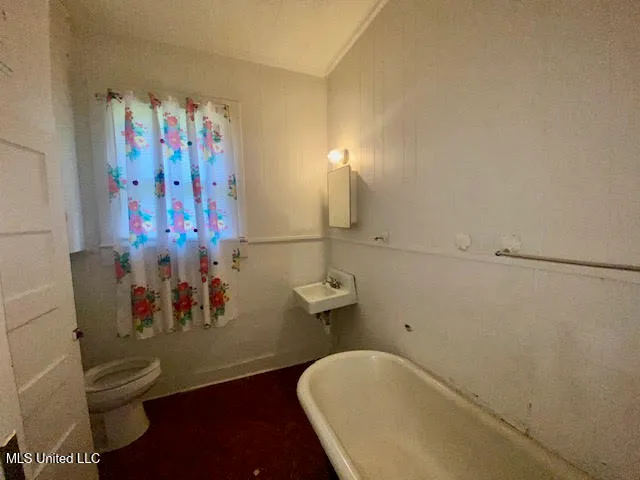 $58,500 | 133 North Live Oak Street, McComb, MS 39648