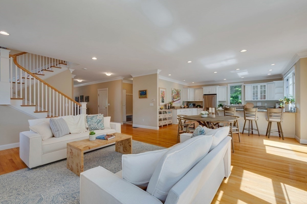 39 Lawton Road Needham, MA 02492 - Photo 13 of 40