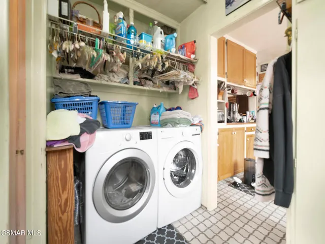 $899,000 | 13422 Oxnard Street, Valley Glen, CA 91401