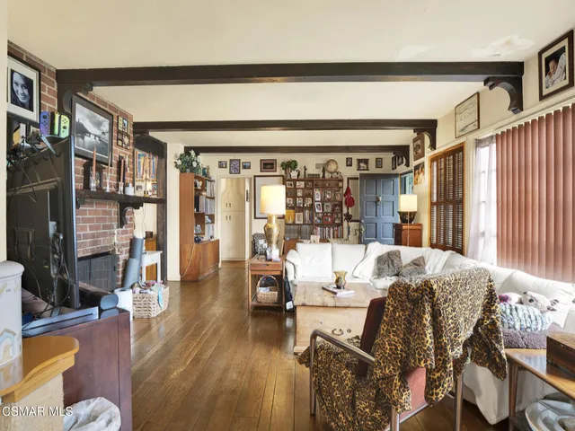 $899,000 | 13422 Oxnard Street, Valley Glen, CA 91401