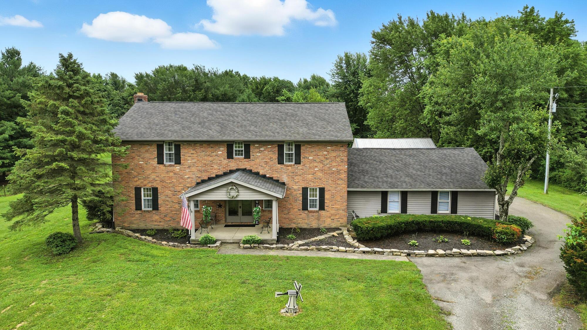 7543 Palmer Road Southwest Pataskala, OH 43062 - Photo 75 of 84 Front View - 7543 Palmer Road SW, Pataskala, OH 43062
