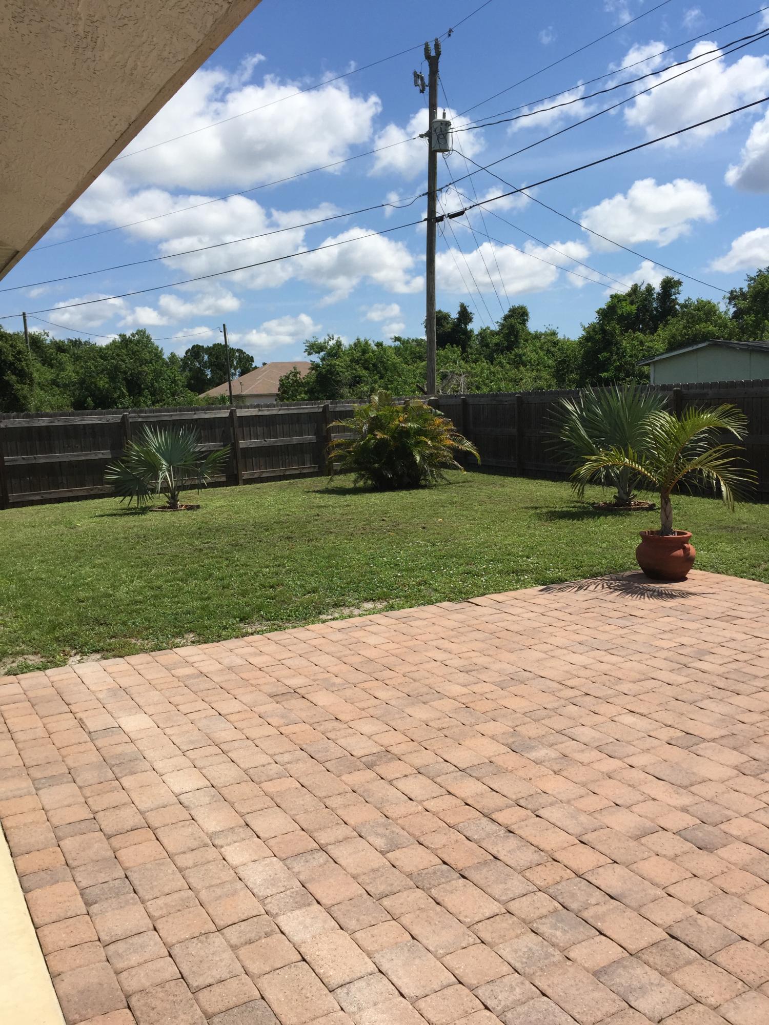 137 Southwest Sea Lion Road Port St. Lucie, FL 34953 - Photo 19 of 20 Private Yard