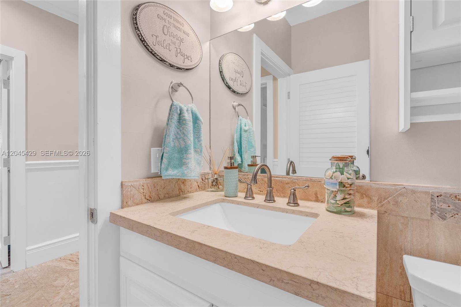 27 Blue Runner Street Key Largo, FL 33037 - Photo 25 of 36