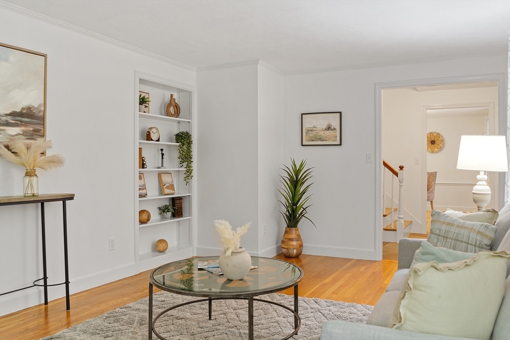 31 Herrick Road Boxford, MA 01921 - Photo 14 of 40 a living room with furniture and wooden floor