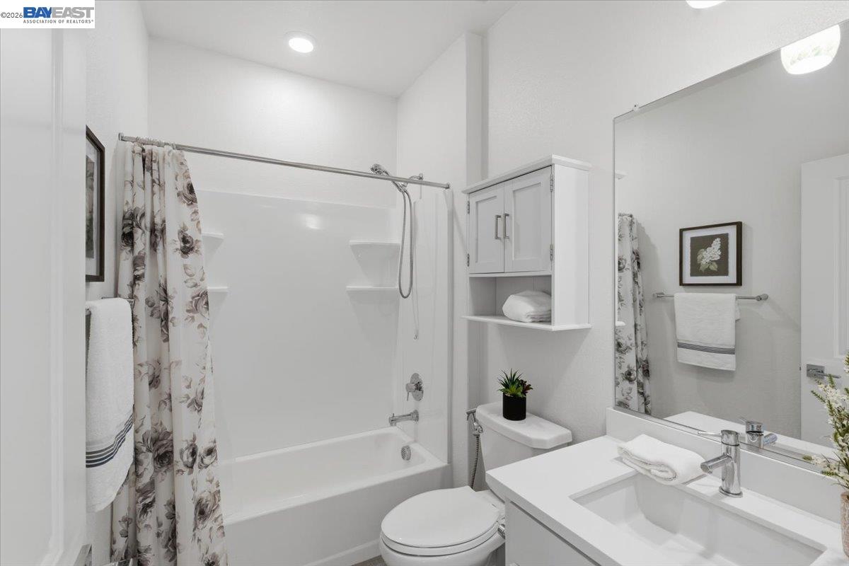 2481 Azalea Avenue Tracy, CA 95376 - Photo 8 of 22