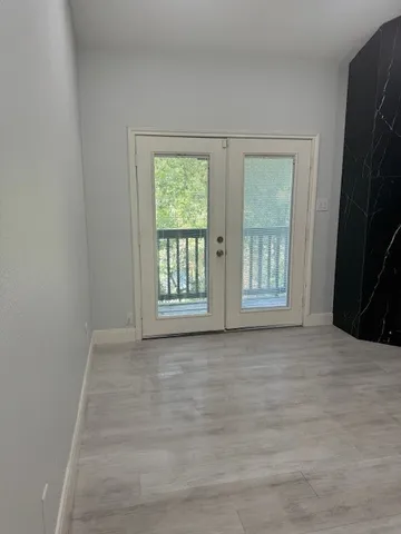 $2,000 | 11711 Memorial Drive, Unit 534, Houston, TX 77024