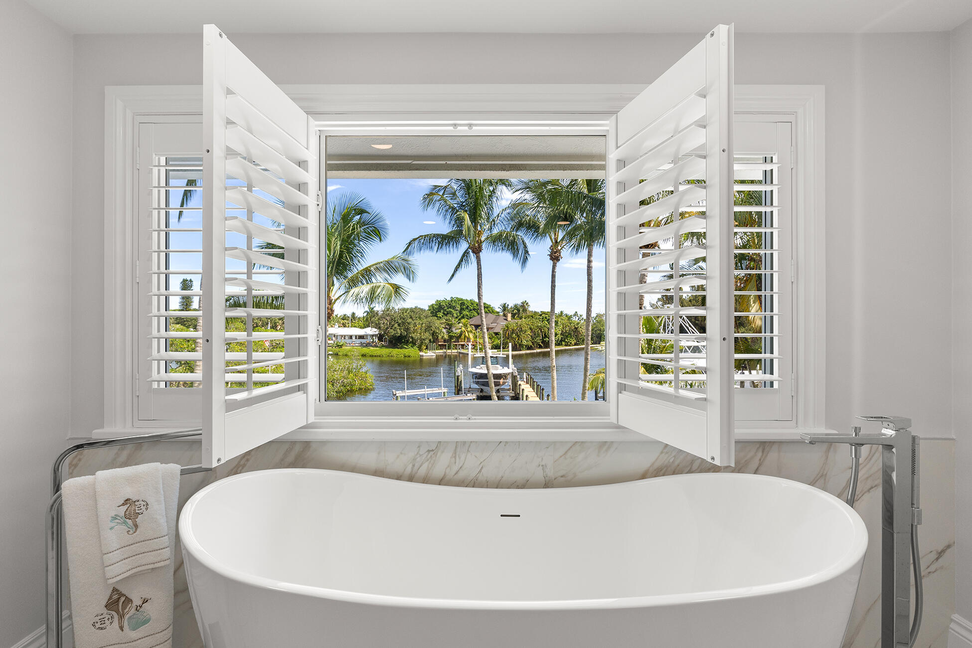 2897 Southeast St Lucie Boulevard Stuart, FL 34997 - Photo 26 of 66 Spa and View