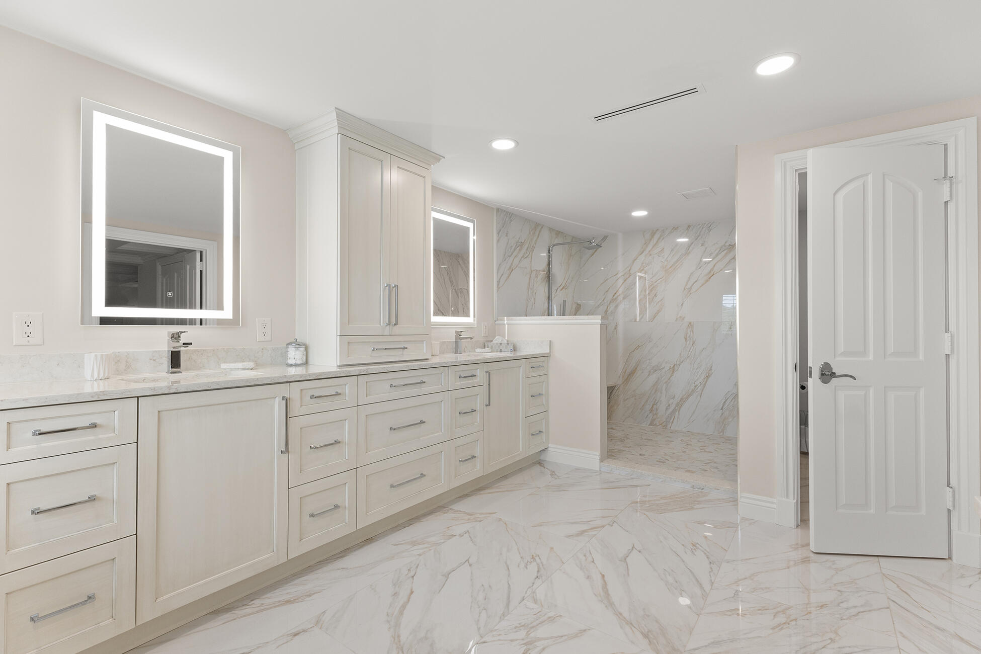 2897 Southeast St Lucie Boulevard Stuart, FL 34997 - Photo 39 of 66 Vanities and Showe