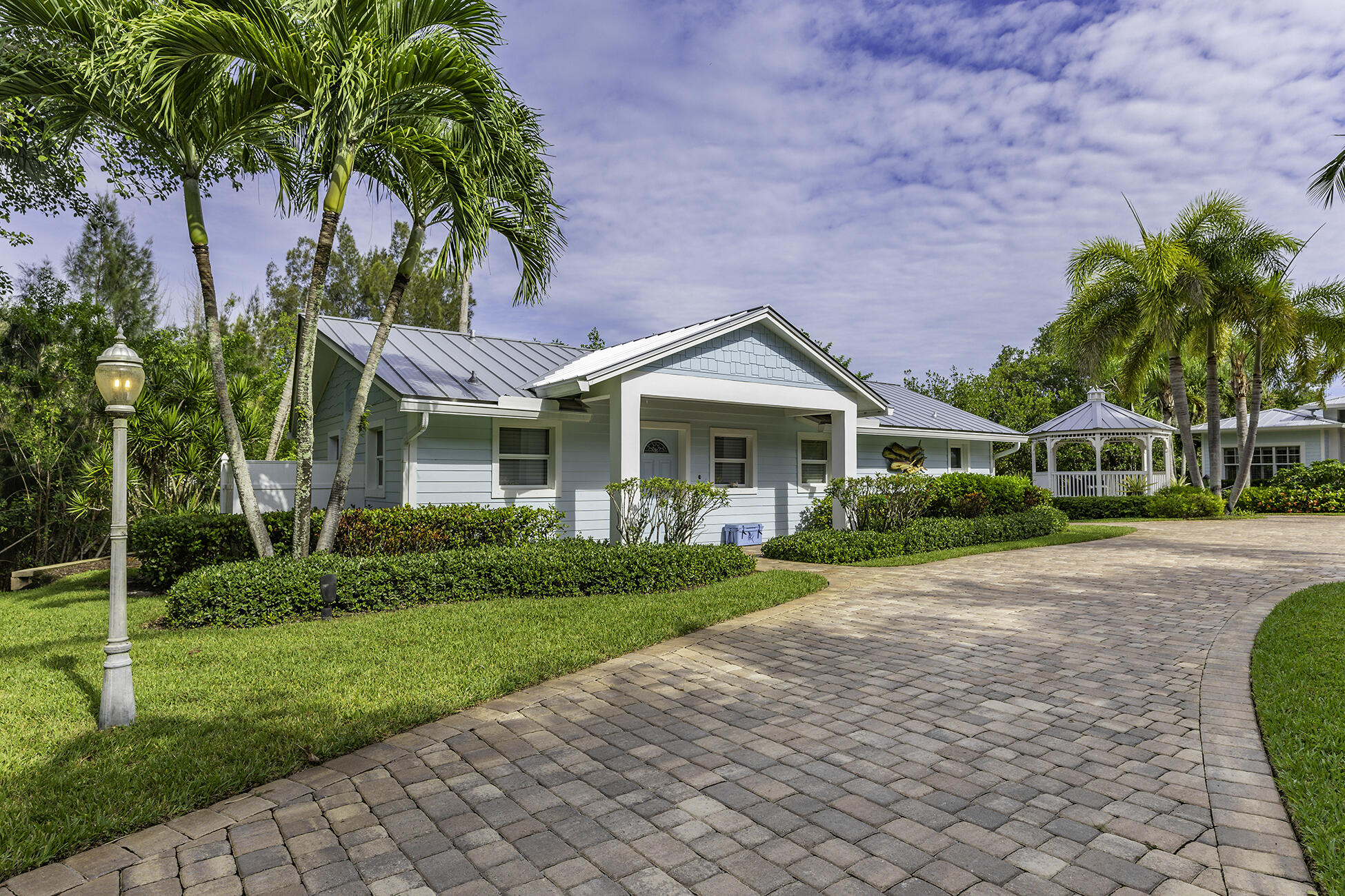 2897 Southeast St Lucie Boulevard Stuart, FL 34997 - Photo 53 of 66 Guest House Front