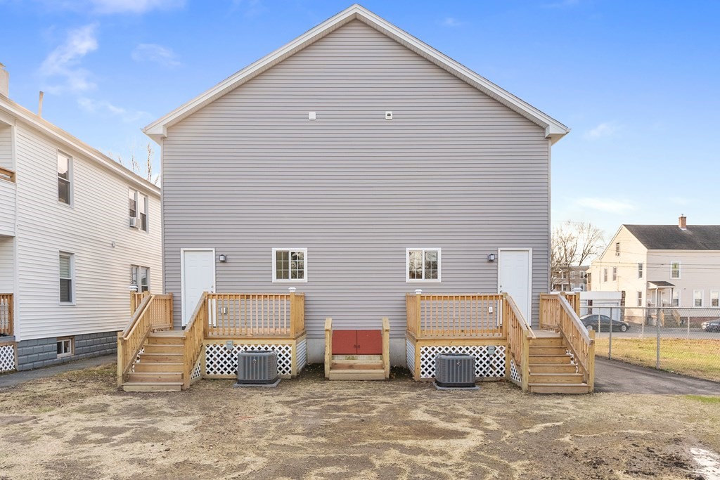 270-272 Centre Street Springfield, MA 01151 - Photo 18 of 18