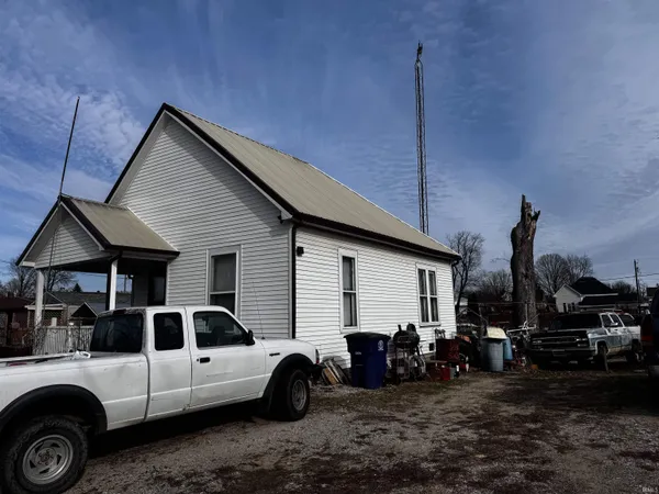 $74,900 | 720 South Hart Street, Princeton, IN 47670