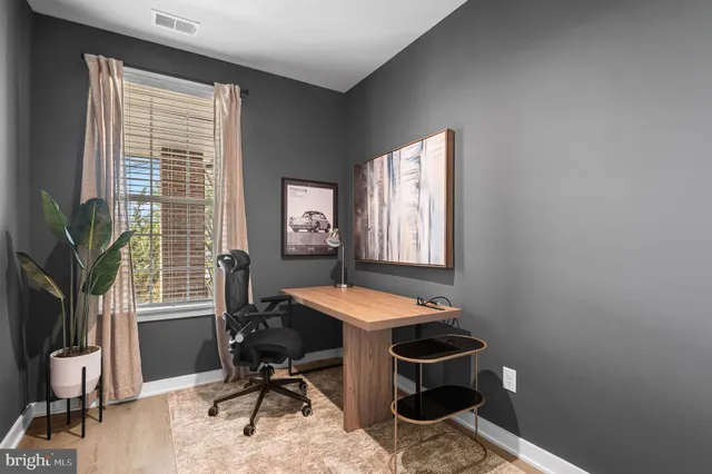 $2,750 | 26 South York Road, Unit 101, Hatboro, PA 19040