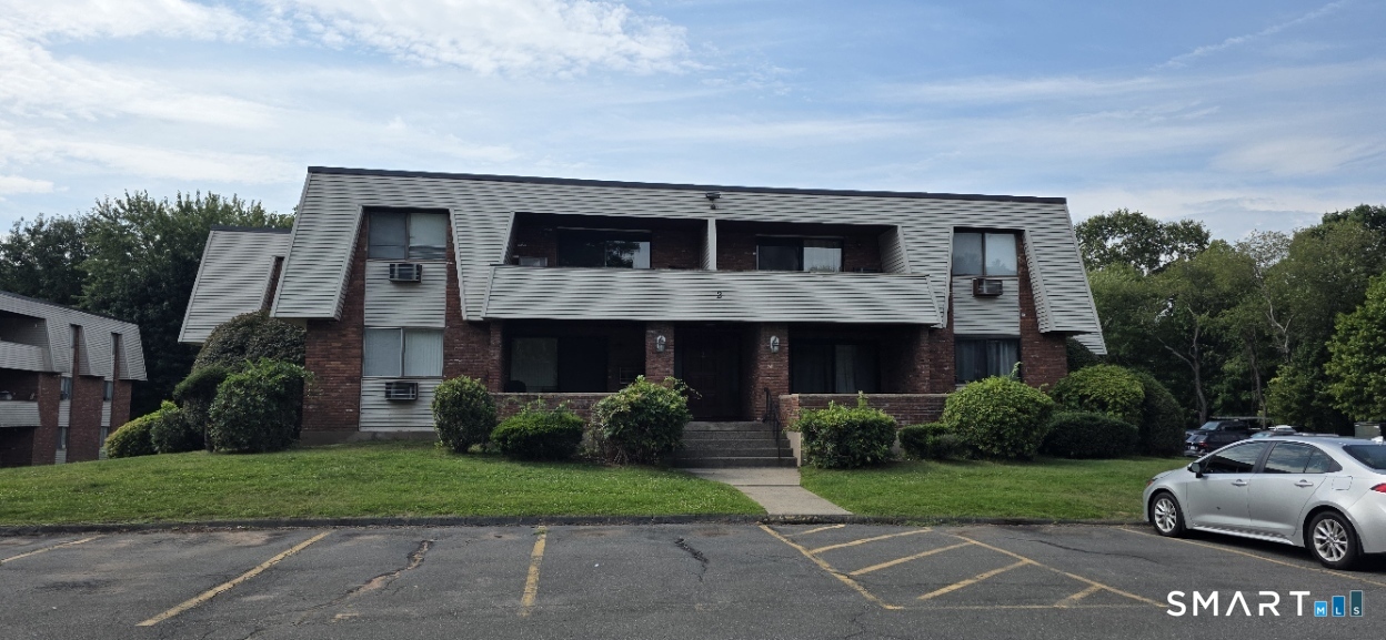 565 Talcottville Road Vernon, CT 06066 - Photo 1 of 1 Gallery Image 1