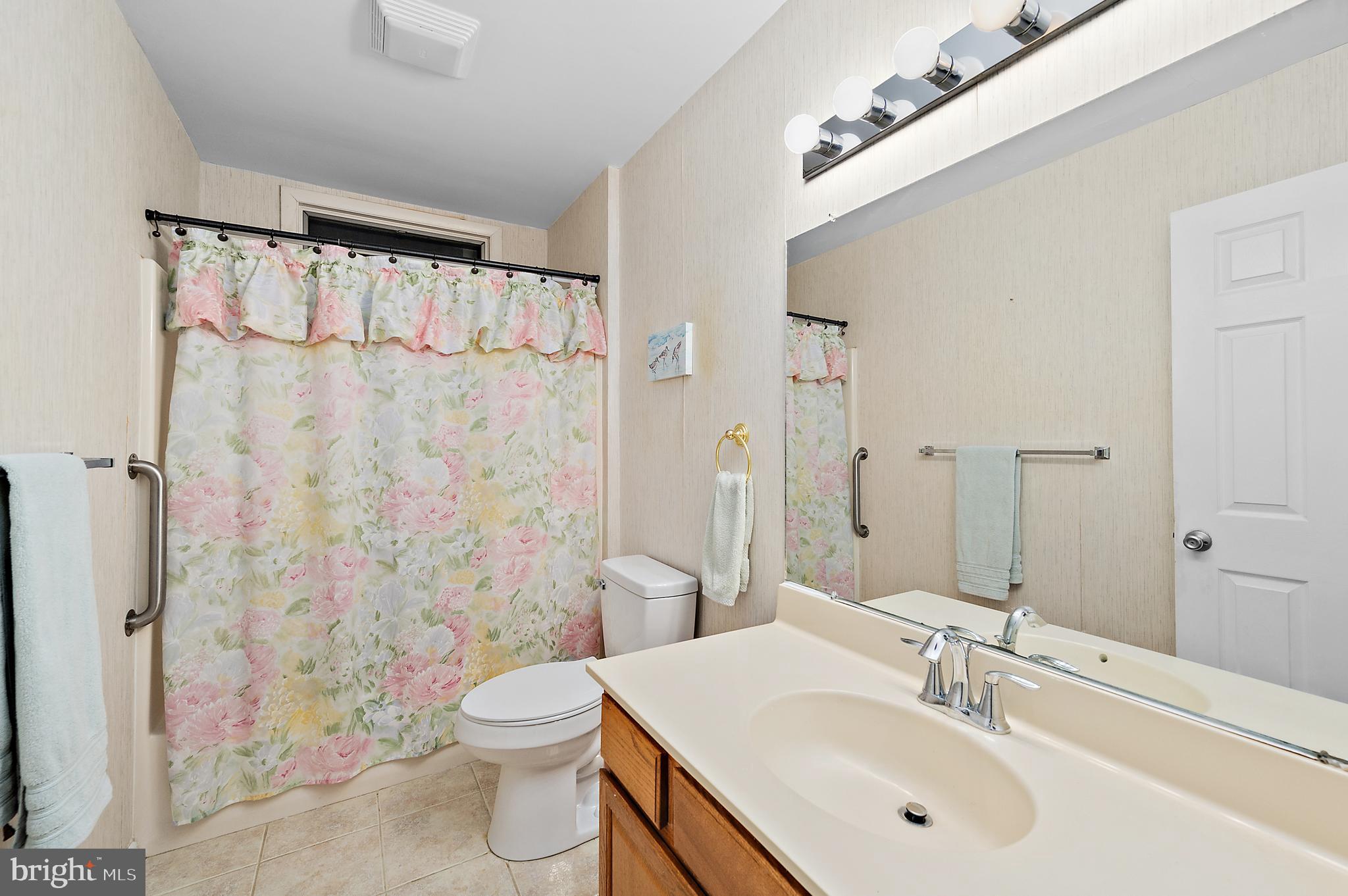 29 Pinehurst Road Ocean Pines, MD 21811 - Photo 22 of 87 1st floor bathroom