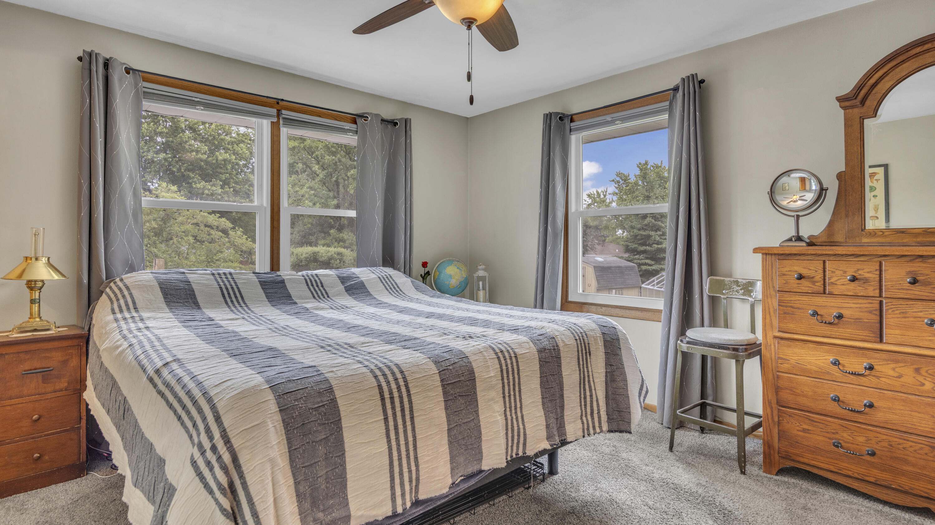 707 Goldfinch Lane Howards Grove, WI 53083 - Photo 9 of 27 Primary Bedroom