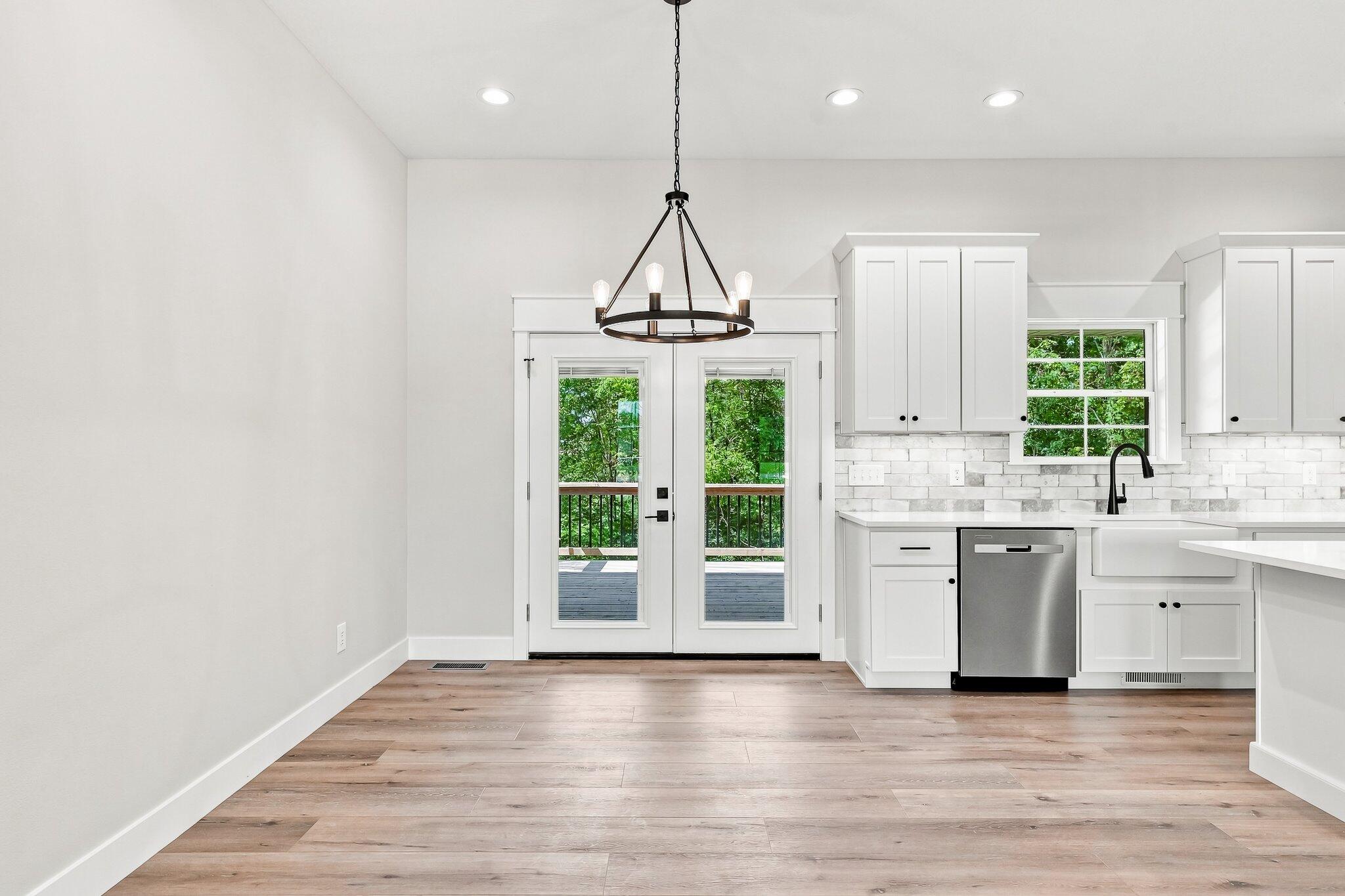 303 Crystal Valley Road Clever, MO 65631 - Photo 16 of 50 18-Crystal_Valley_013