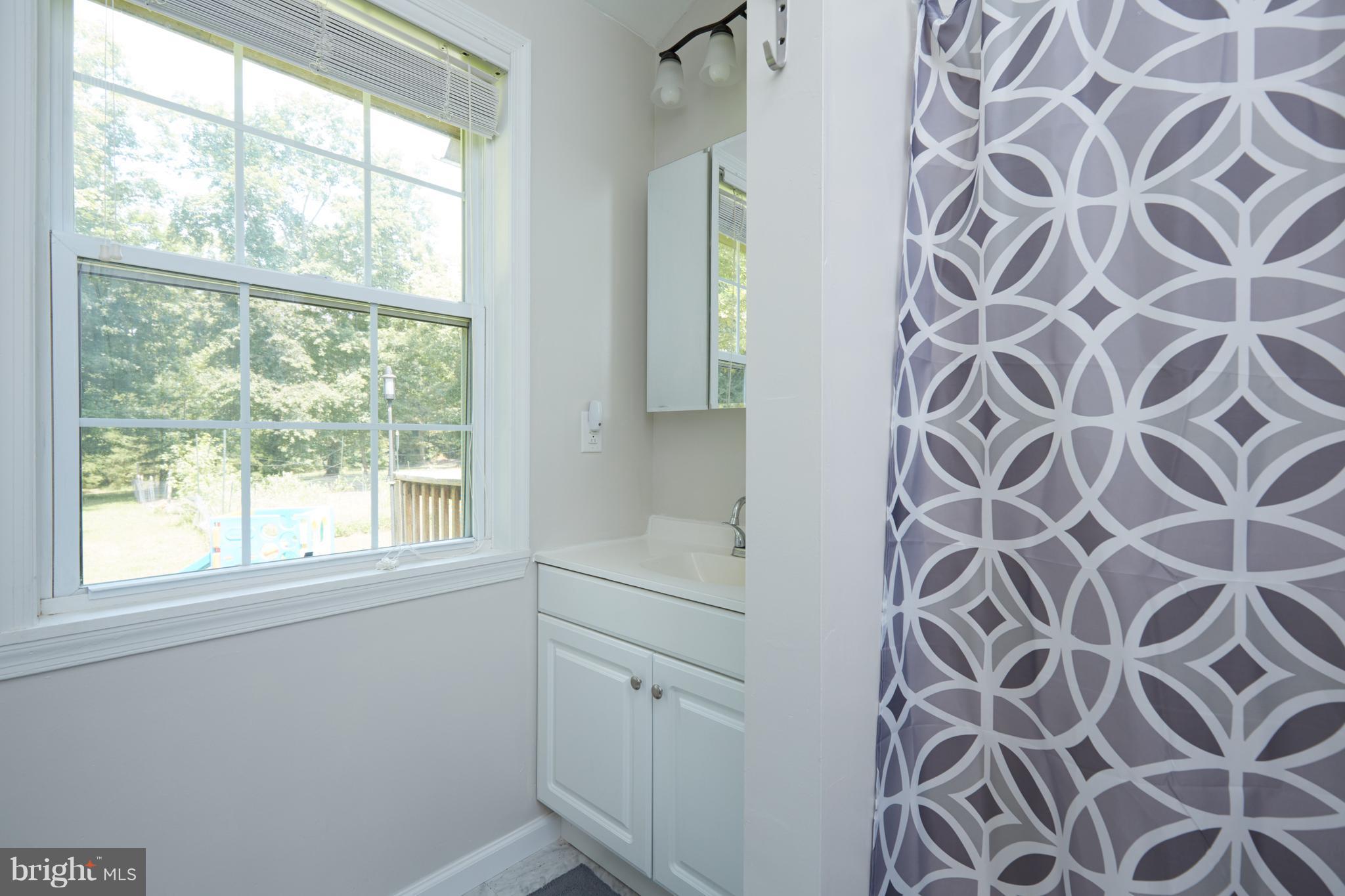 5546 Stuckey Road Indian Head, MD 20640 - Photo 17 of 28 Bath