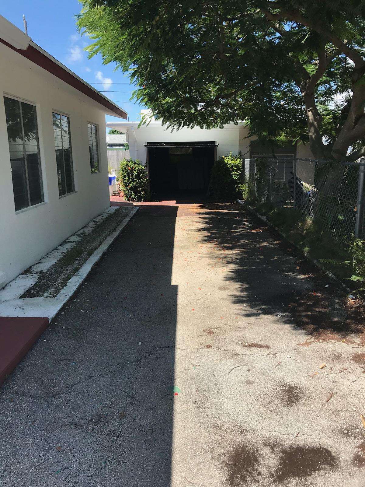 158 East 23rd Street Riviera Beach, FL 33404 - Photo 3 of 5 driveway