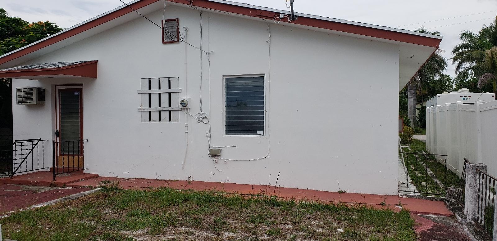 158 East 23rd Street Riviera Beach, FL 33404 - Photo 5 of 5 Back of house