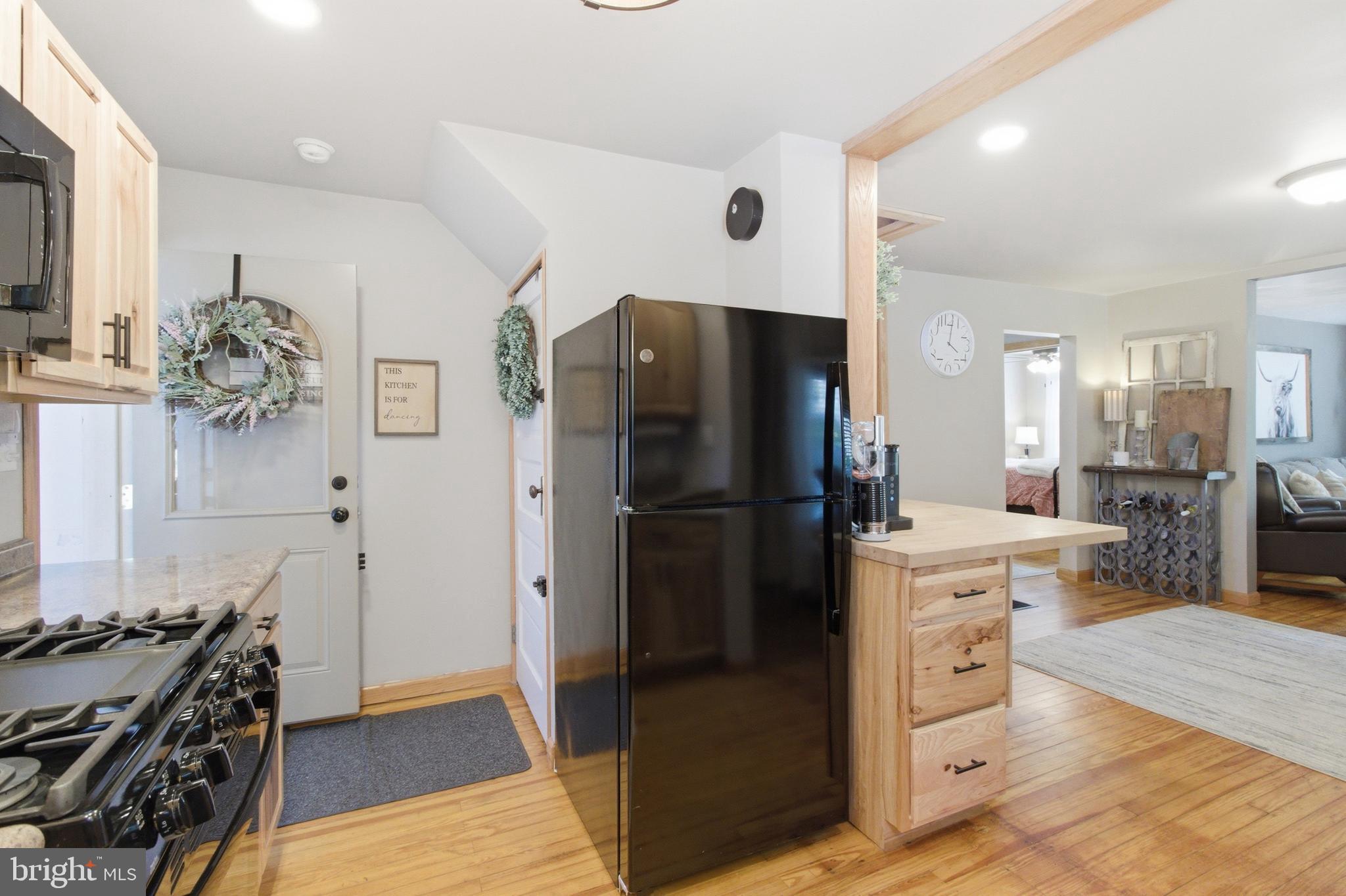 330 East Flat Rock Road Port Matilda, PA 16870 - Photo 6 of 31