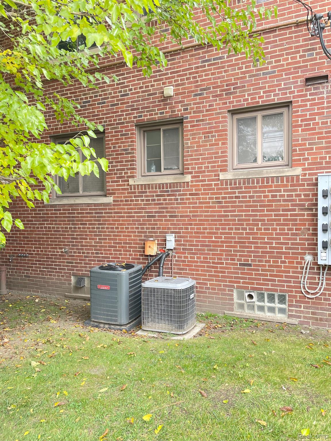 1441 South Telegraph Road, Unit 9 Dearborn, MI 48124 - Photo 39 of 43 Gallery Image 39