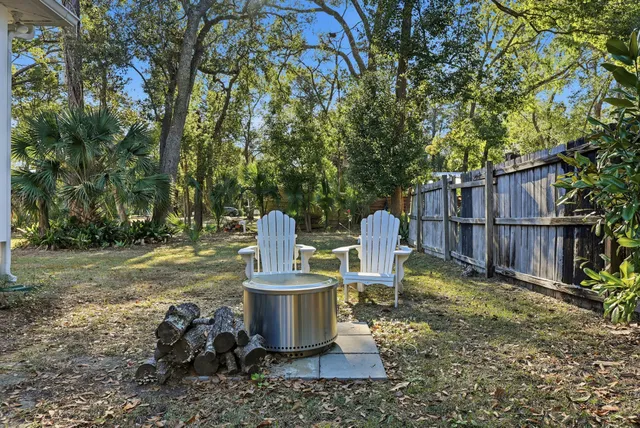 $564,900 | 72 13th Street, Apalachicola, FL 32320