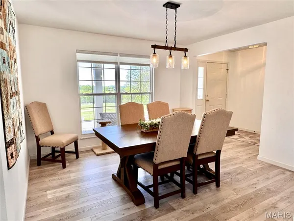 $445,000 | 24707 Pike 9264, Clarksville, MO 63336