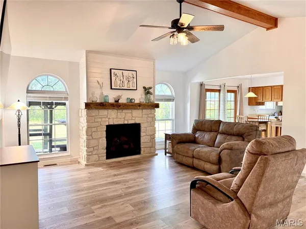 $445,000 | 24707 Pike 9264, Clarksville, MO 63336