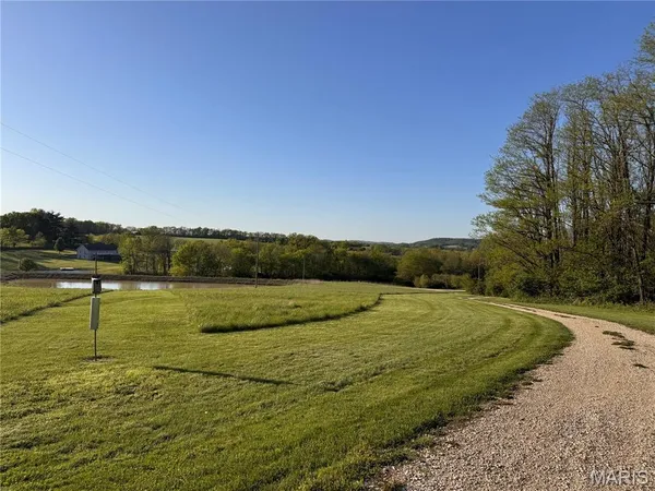 $445,000 | 24707 Pike 9264, Clarksville, MO 63336