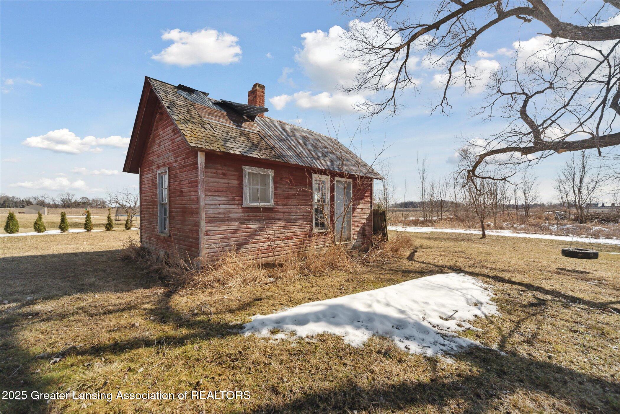 2614 East Walker Road St. Johns, MI 48879 - Photo 26 of 39 26-2614-E-Walker-Rd-St-Johns-MI-48879-Wi
