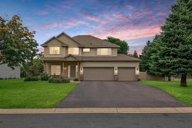 $509,900 | 1895 Omega Drive, Shakopee, MN 55379
