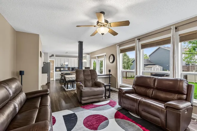 $509,900 | 1895 Omega Drive, Shakopee, MN 55379