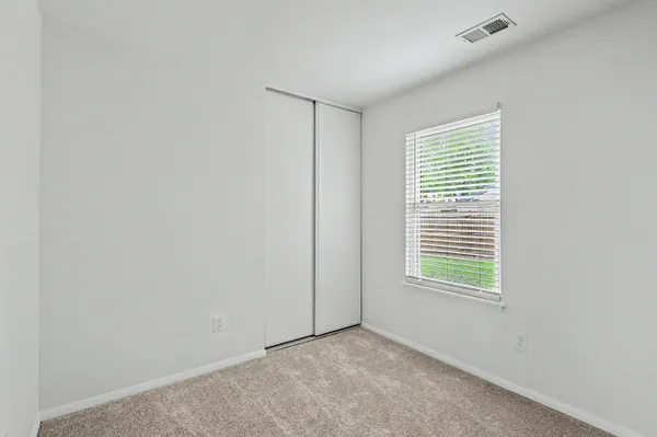 $1,900 | 104 Tweed Court, Summerville, SC 29486