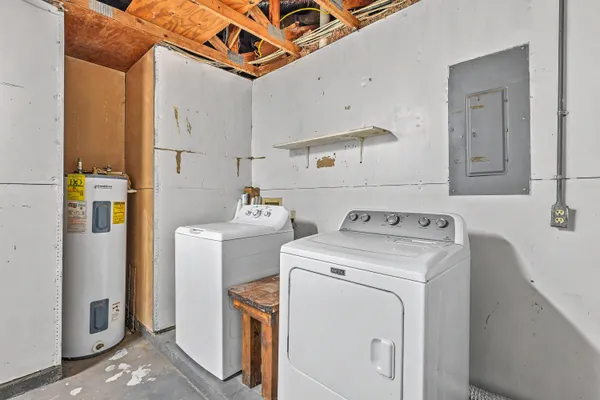 $1,900 | 104 Tweed Court, Summerville, SC 29486