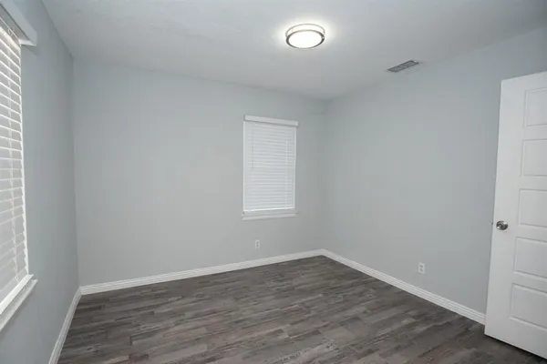 $1,800 | 1505 Arbor Lane, Arlington, TX 76010