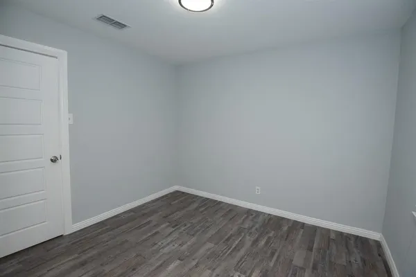 $1,800 | 1505 Arbor Lane, Arlington, TX 76010