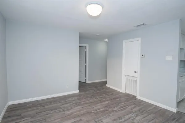 $1,800 | 1505 Arbor Lane, Arlington, TX 76010