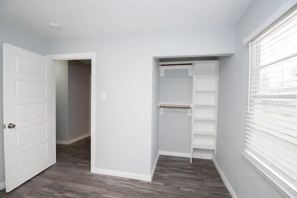 $1,800 | 1505 Arbor Lane, Arlington, TX 76010