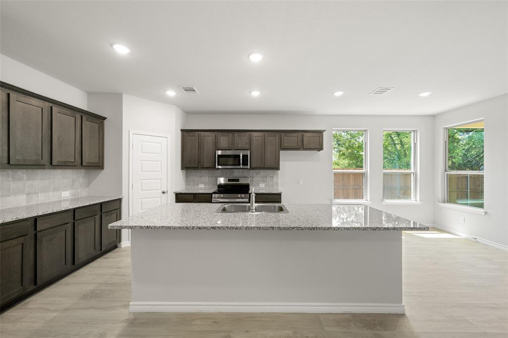 3121-3123 Long Rope Lane Denton, TX 76209 - Photo 7 of 29 3121-3123 Long Rope- Kitchen-1
