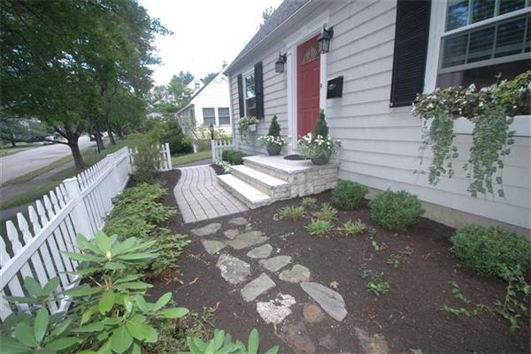 16 Stratford Road Andover, MA 01810 - Photo 22 of 24 Gallery Image 22