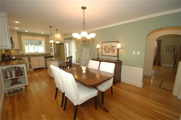 16 Stratford Road Andover, MA 01810 - Photo 7 of 24 Gallery Image 7