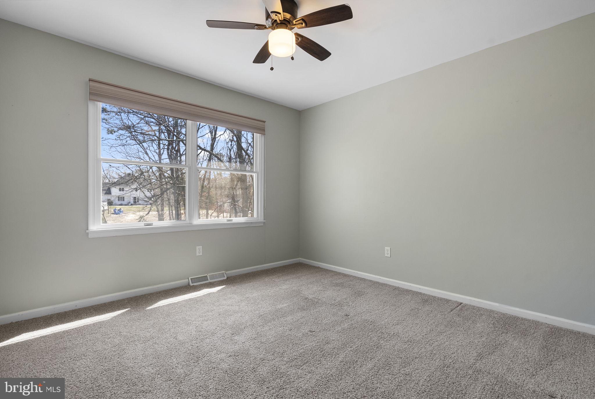 218 Crestview Avenue Absecon, NJ 08205 - Photo 38 of 67 a view of an empty room with a window