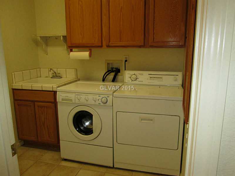 5980 Doubletree Road Pahrump, NV 89061 - Photo 15 of 19 Laundry Rm/Area.