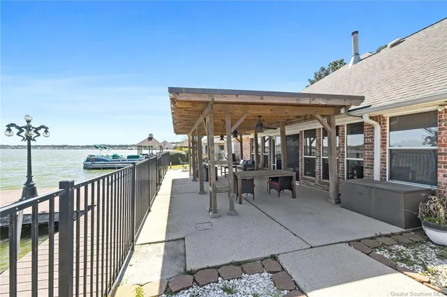 $530,000 | 13419 Riverlake Drive, Covington, LA 70435