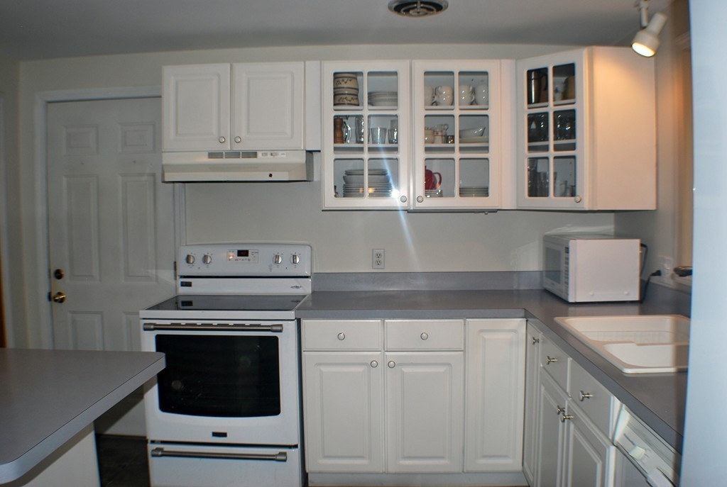 4 Brucewood Road Acton, MA 01720 - Photo 6 of 30 Gallery Image 6