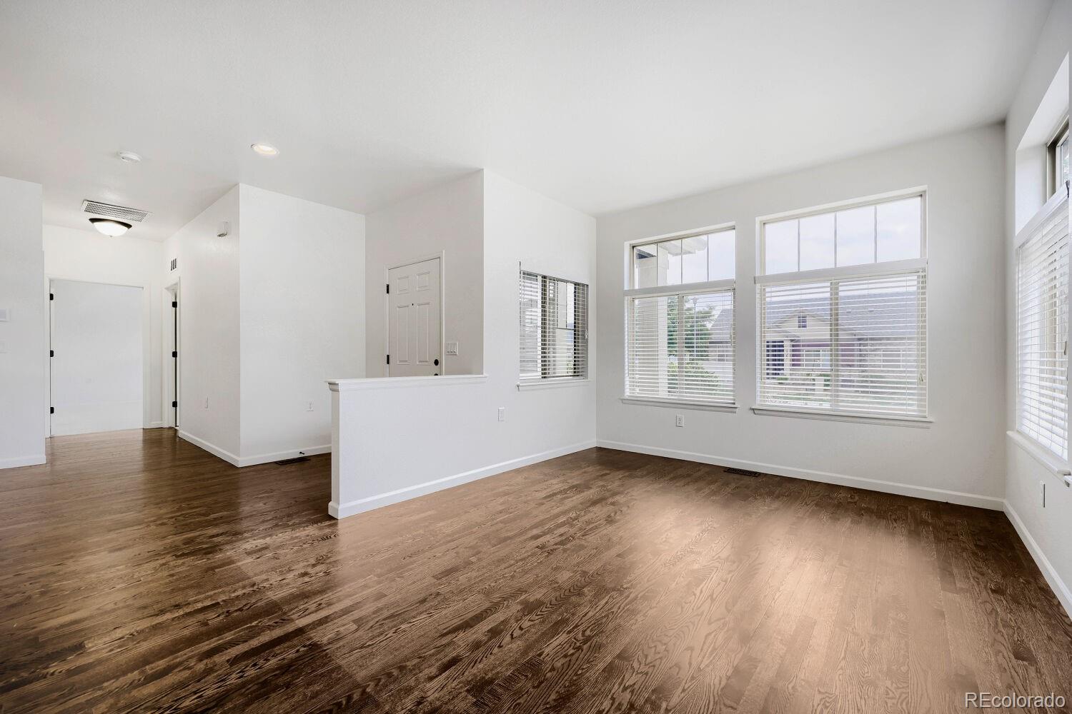 12571 Madison Way Thornton, CO 80241 - Photo 6 of 27