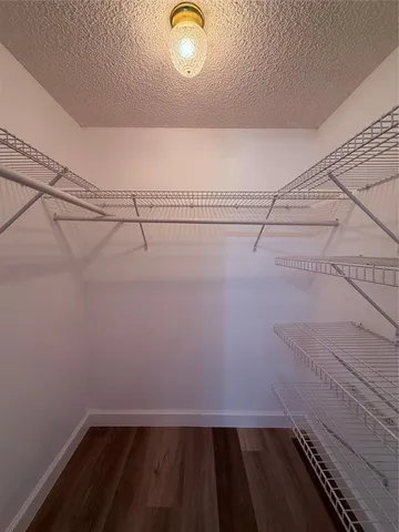 $2,290 | 301 Northeast 14th Avenue, Unit 108, Hallandale Beach, FL 33009